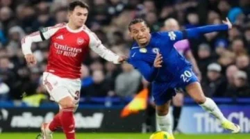 صدام لندني مرتقب.. موعد مباراة أرسنال وتشيلسي في نصف نهائي كأس الرابطة والقنوات الناقلة